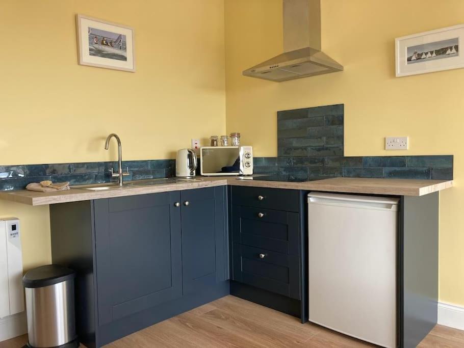 Beautiful One Bed With Stunning Sea View Lejlighed Waterford Eksteriør billede