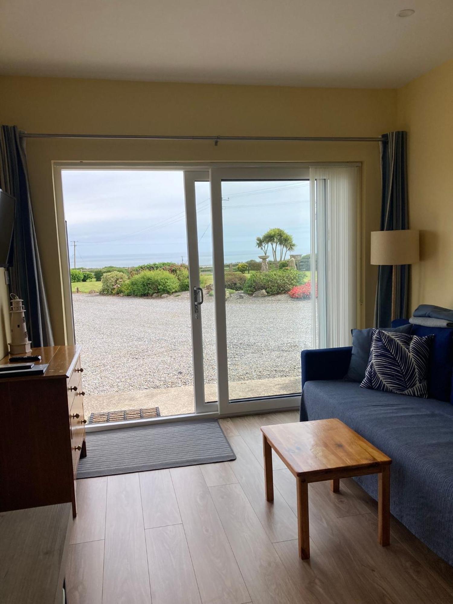 Beautiful One Bed With Stunning Sea View Lejlighed Waterford Eksteriør billede